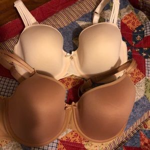 Chantelle bras 32DDD cream and toffee